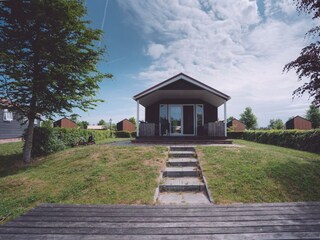 Comfort house for 4 with garden