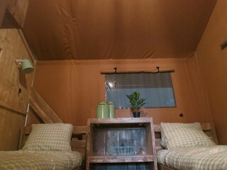 Schlafzimmer im Safarizelt