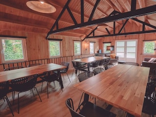 Blockhaus group room with long tables