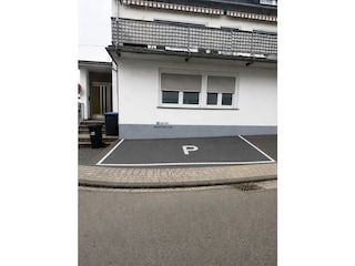 Parkplatz nur für normale PKW`s