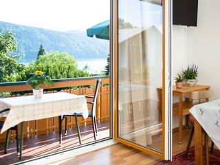 Gästehaus Pesentheinerhof - Balkon mit Seeblick