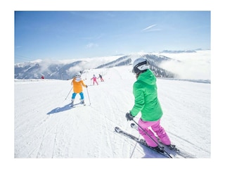 Skifahren_Familie_Bad Kleinkirchheim_Winter © Math