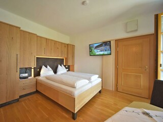 B Südbalkon + Kinderzimmer