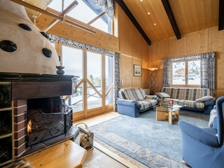 Heidi Lodge Kamin_by_Gert_Perauer