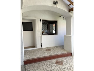 Eingang Wohnung Holler, Langerhof, Hannersdorf