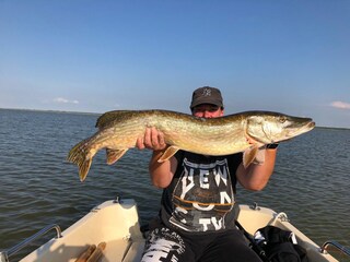 Angeln vom Wassergrundstück der Fam. Fitzka