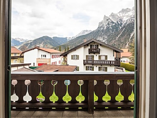 Blick vom Balkon auf die Viererspitze