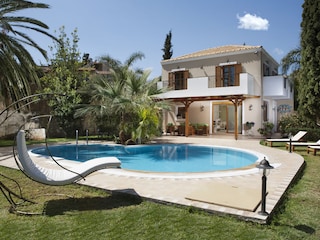 Garten und Pool