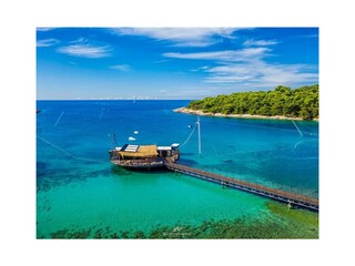 Ski lift, Wake park 5 min walk