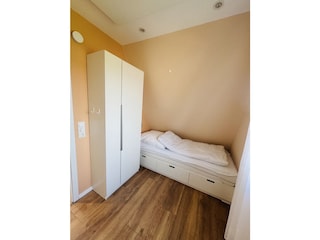 Schlafzimmer 2 mit zwei Einzelbetten 90x200