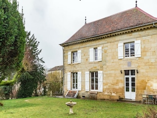 Castle Preigney Outdoor Recording 3