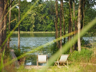 ...direkt am See mit Steg & Boot:
