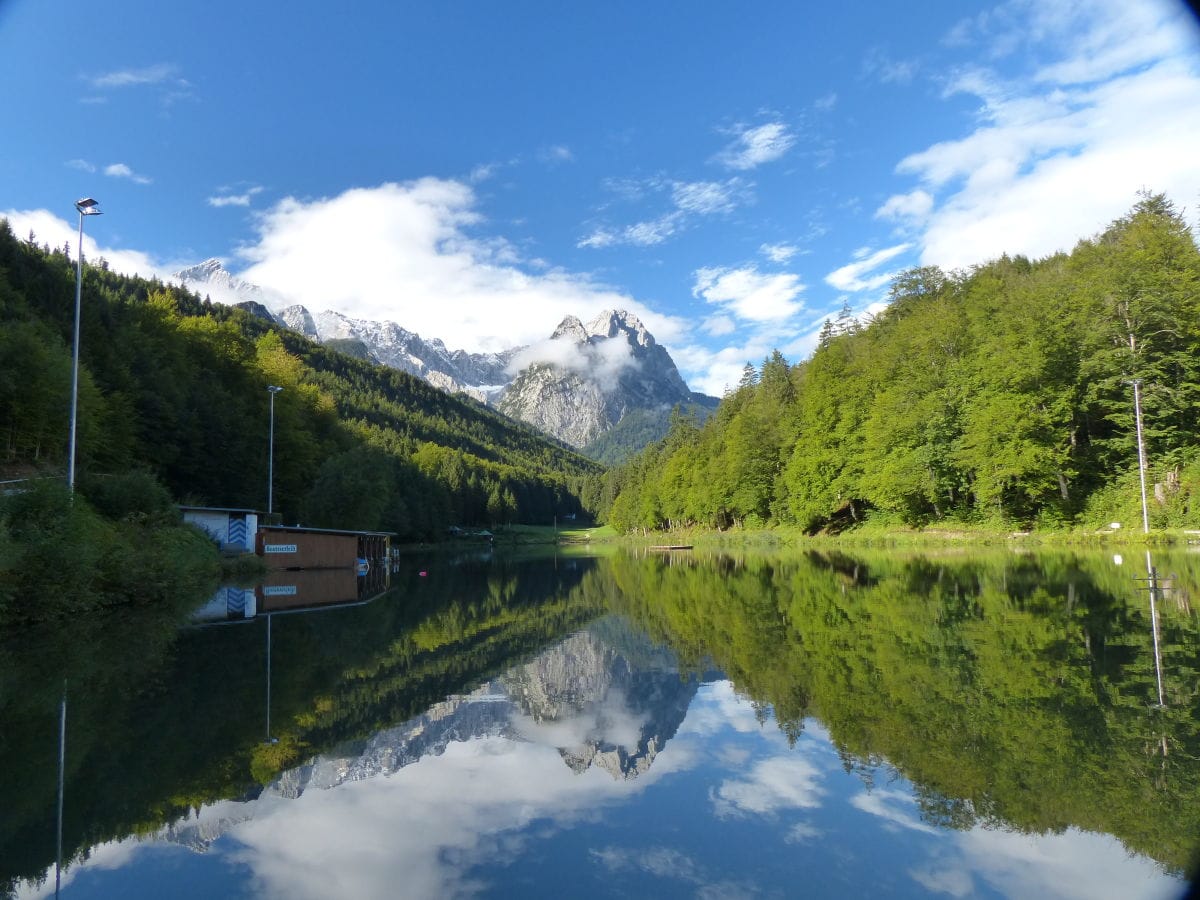 Rießersee vor Waxenstein und Alpspitze