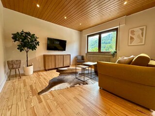 Apartment Ediger-Eller Living Room 11