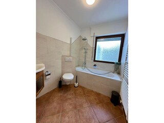 Apartment Ediger-Eller Bathroom 14