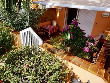 Holiday apartment "Aday" - directly set at the beach, very tranquile!