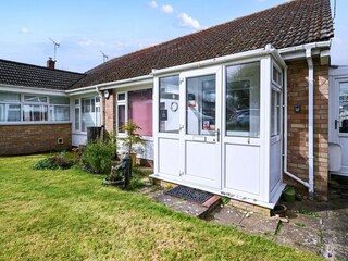 Bungalow Rye Outdoor Recording 3