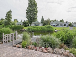 Villa Makkum Environment 15