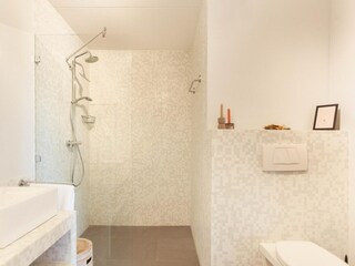 Villa Makkum Features 26