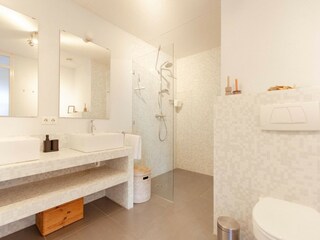 Villa Makkum Features 26