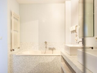 Villa Makkum Features 28