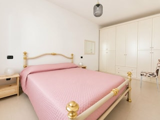 Holiday house Brezzo di Bedero Features 10