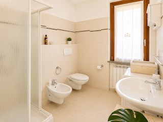 Holiday house Brezzo di Bedero Features 16