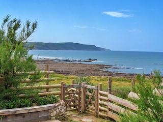 Holiday house Poundstock Outdoor Recording 2