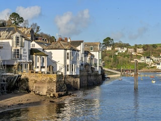 Apartment Fowey Environment 22