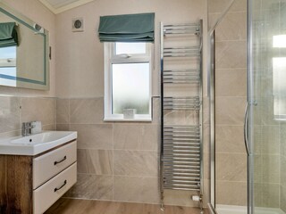 Chalet Huntingdon Features 18