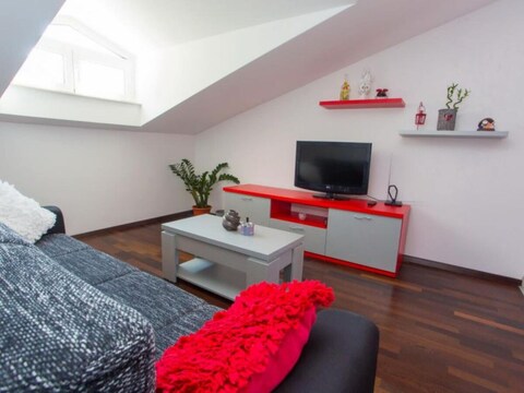 Appartement Apartments Grljusic - One Bedroom Apartment with Sea View 207