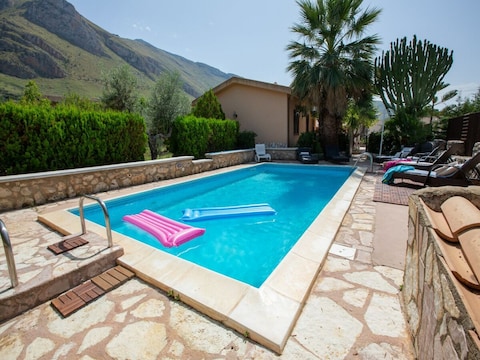 Villa Belle villa, Castellammare