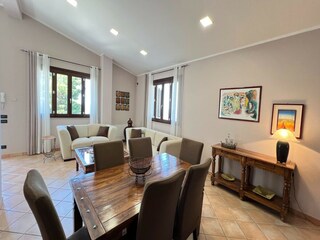 Villa Castellammare del Golfo Caratteristiche 24