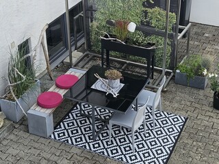 outdoor seating area