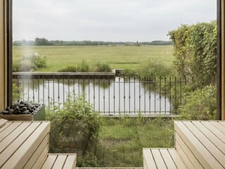 Blick auf den Deich in der Außensauna - Beispielbild