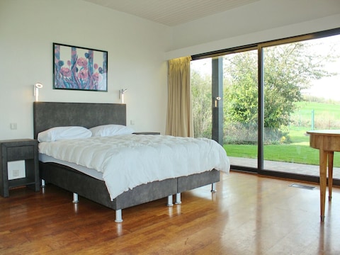 Ferienhaus Haus in Somme-Leuze bei Ardennenhügeln