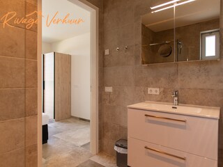 Badezimmer ensuite Hauptschlafzimmer