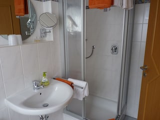 Bad mit Dusche