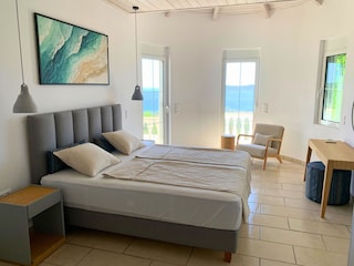 Villa Mandola - Master bedroom en suite
