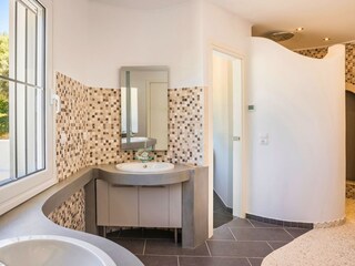 Villa Mandola - Badezimmer en suite