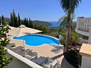 Villa  Mandola - Beautiful  pool area