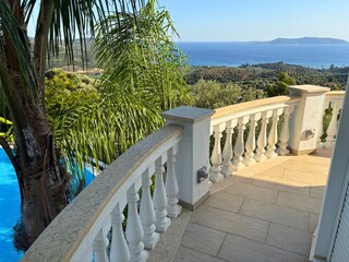 Villa Mandola - Balkon mit Panoramablick aufs Meer