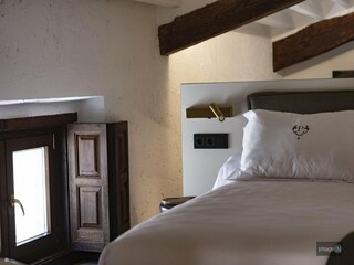 Apartment Welt Features 20