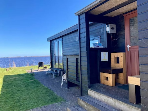 Chalet Vakantiehuis aan het water Sonnenschein 4 personen wit