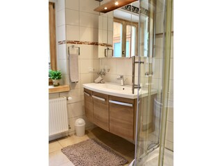 Bad mit Dusche