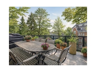 Balcony-terrace