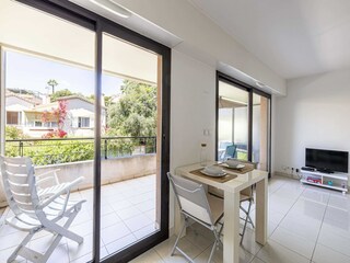 Apartment Vallauris  9