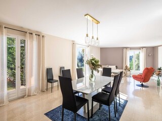 Apartment Biot  8