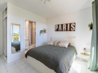 Apartment Biot  9