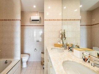 Apartment Biot  17